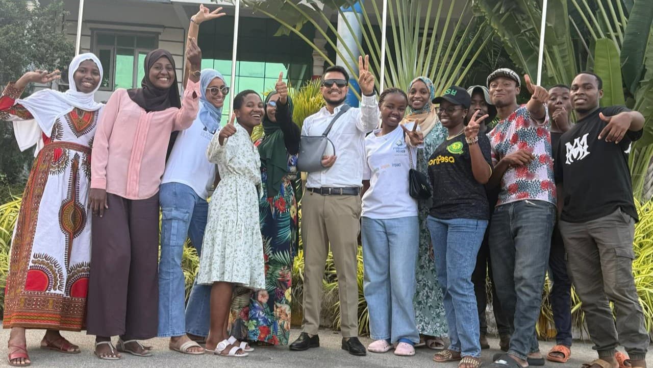 Pinnacle Nepal Gallery Image 7