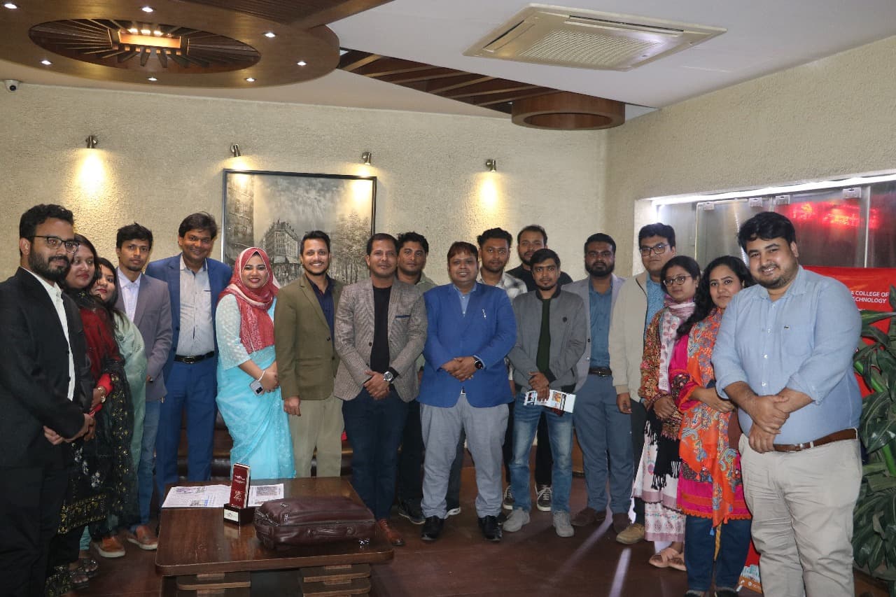 Pinnacle Nepal Gallery Image 8